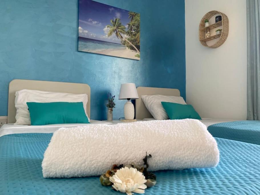 St Paul'S Bay Central Apartment In Qawra San Pawl il-Baħar Zewnętrze zdjęcie